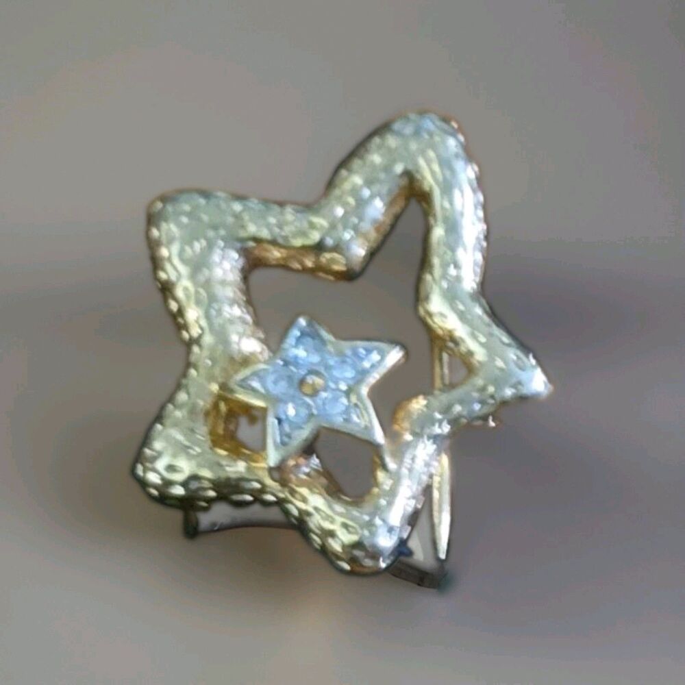 Vintage Gold Tone Textured Open Star Brooch Pin Celestial Clear Rhinestone